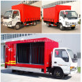 Vehículo de transporte de leche embotellada con cubierta de cortina
